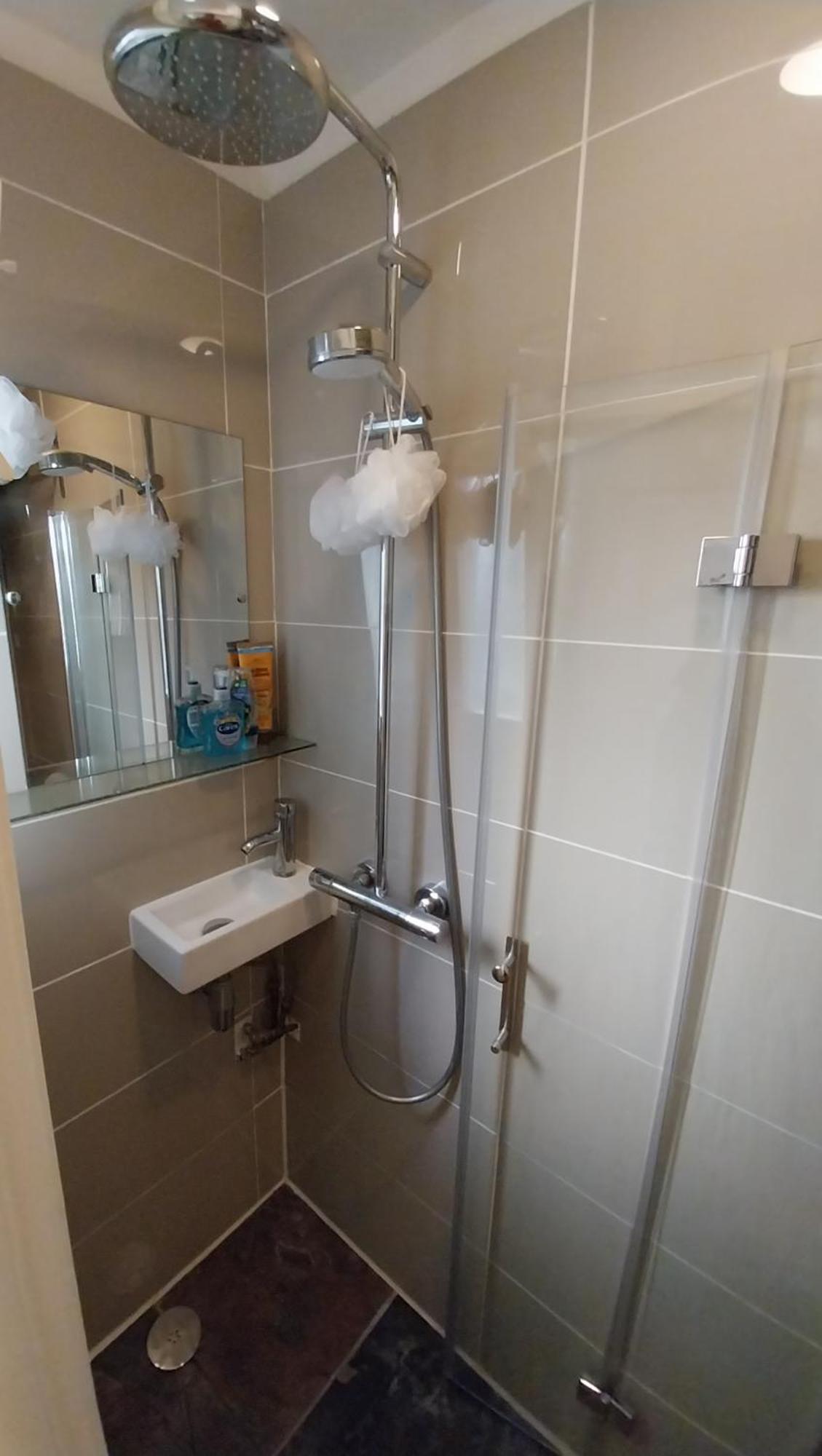 3-bed House With Amazing Garden Вилла